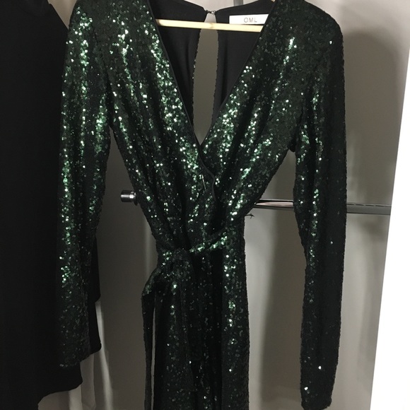 Emerald sequin romper - Picture 3 of 3